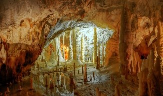 grotte frasassi