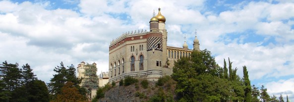 rocchetta mattei pana